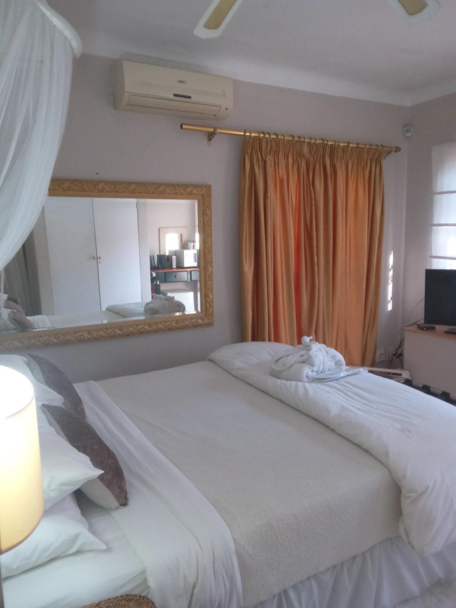 Emerald Guest House Springs Bagian luar foto