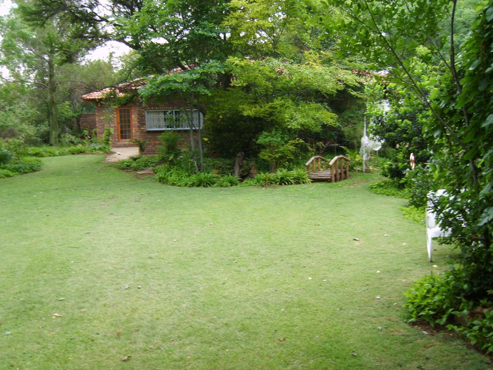 Emerald Guest House Springs Bagian luar foto